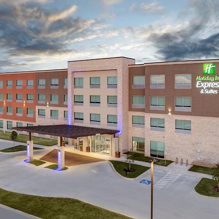 Holiday Inn Express & Suites Austin Airport East By Ihg Extérieur photo