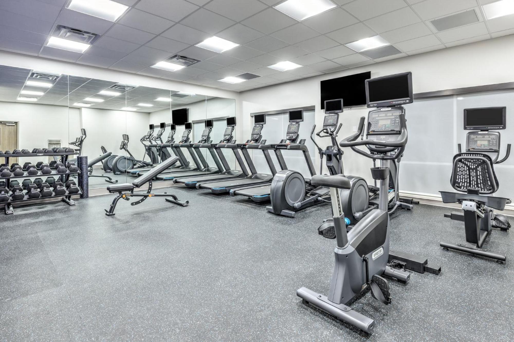 Holiday Inn Express & Suites Austin Airport East By Ihg Extérieur photo
